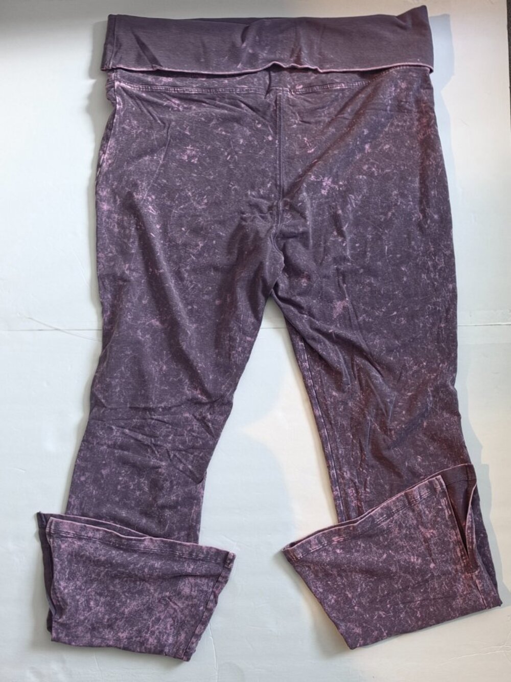 PINK Victoria’s Secret Purple Acid Wash Foldover Flare Leggings Split Hem XXL - Picture 3 of 4